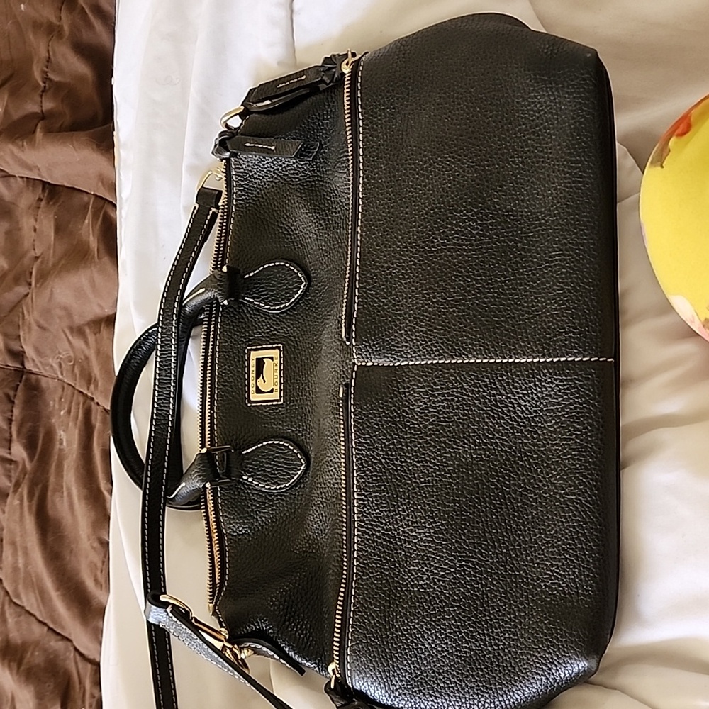 Dooney and Bourke Bag